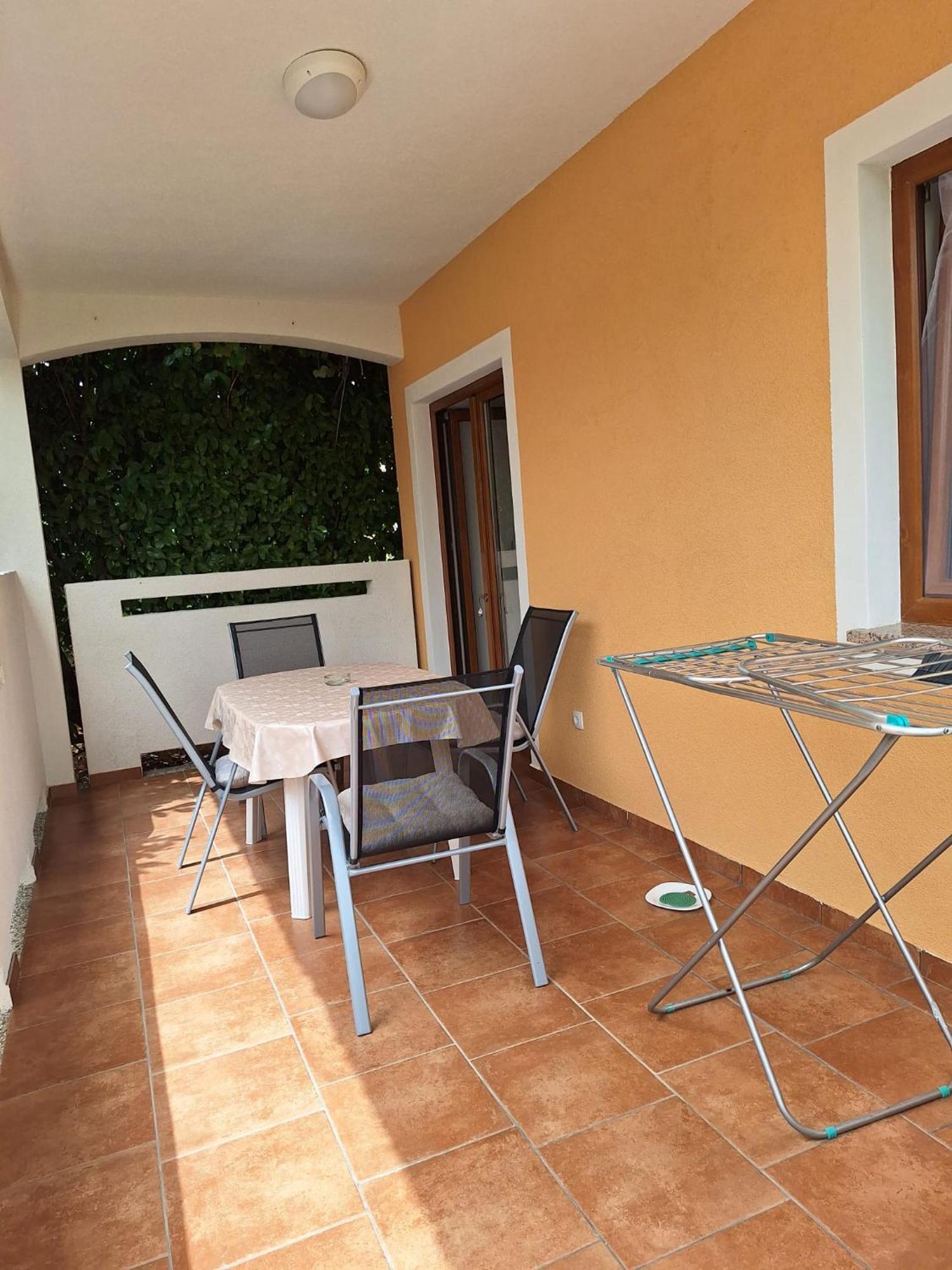 Apartman Paola Malinska Exterior foto